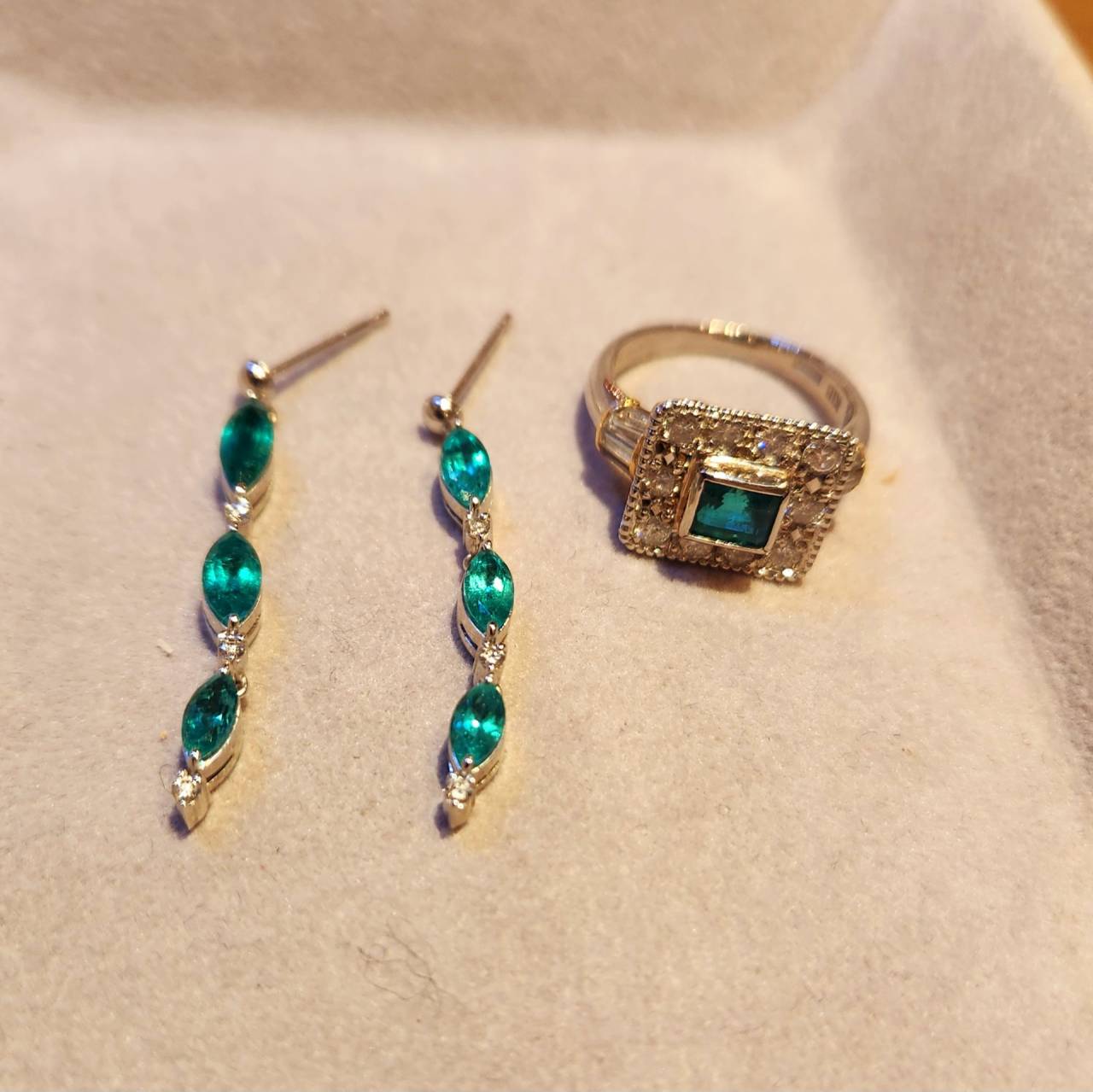 エメラルドのリングリフォーム参考例