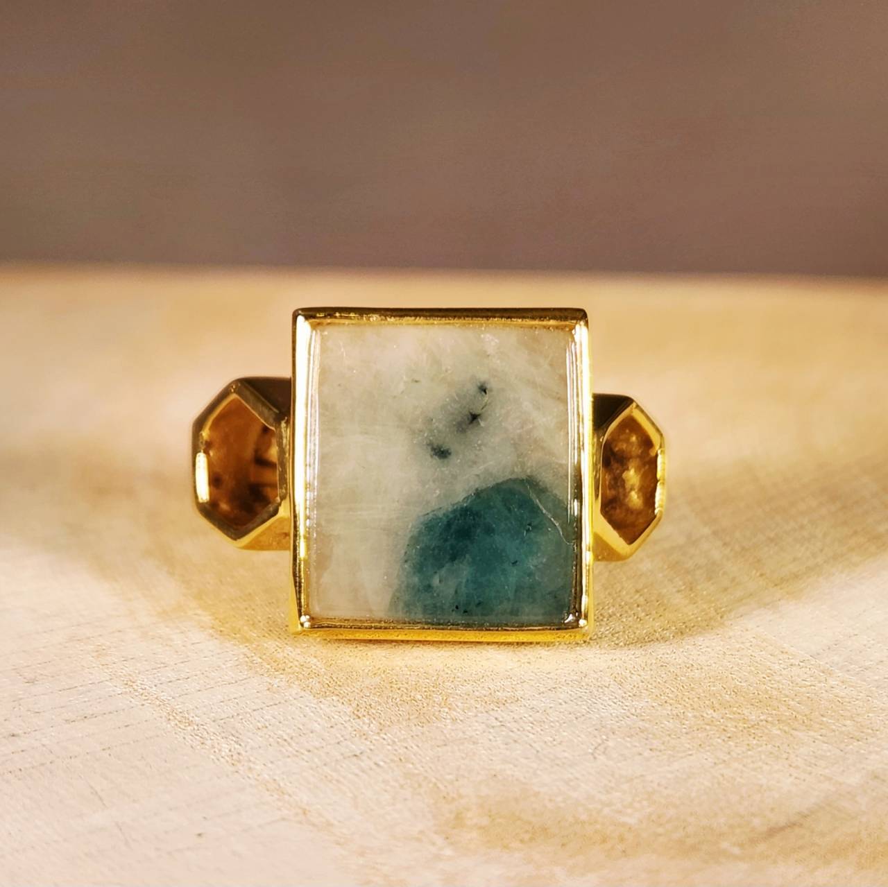 エメラルド原石リング