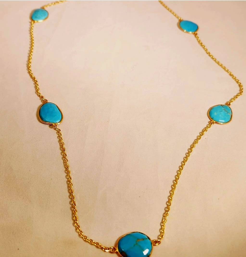 ターコイズのロングネックレス