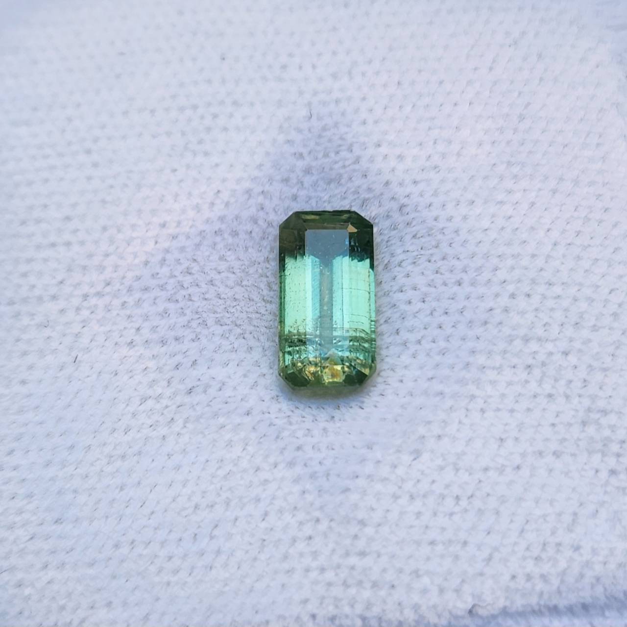 珍しい！グリーンカヤナイト